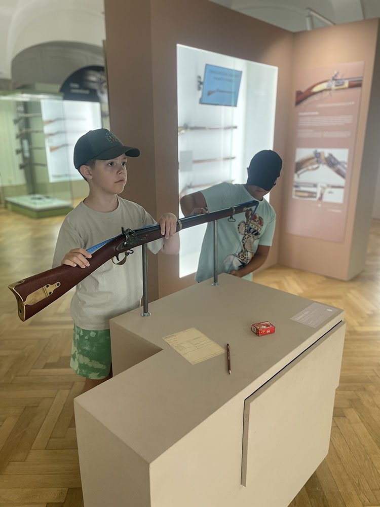 Od střelného prachu k samopalu